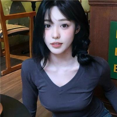 悄悄跟着我